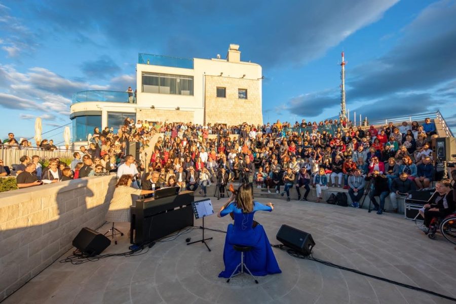 2020. Mate Meštrović, Ana Rucner